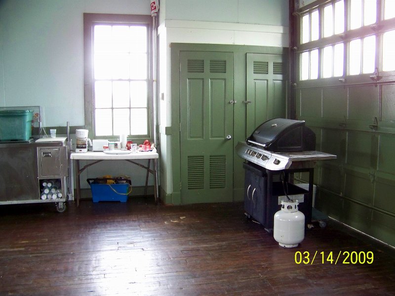 Hector 049 031409.jpg - Compliments of Hector Padron-AD4C